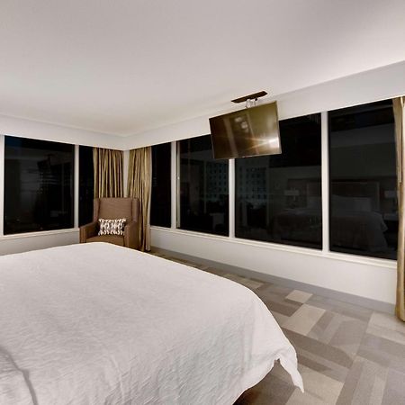 Hampton Inn & Suites Fort Worth Downtown Bagian luar foto